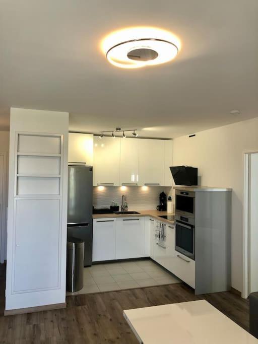 סאריס ***Suite Parklane* 5Min Disney & Shopping * New*** מראה חיצוני תמונה
